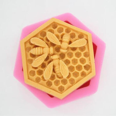 Moule à savon en silicone design alvéole et trois abeilles